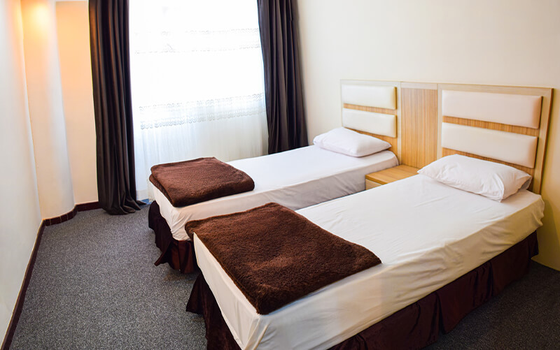 اتاق دو تخته توئین B