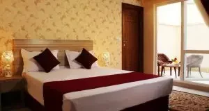 hotel_room_img