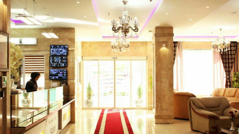 ورودی هتل آپارتمان آفرین مشهدرزرو هتل-های