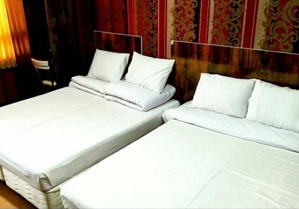 اتاق چهار تخته در هتل آپارتمان عطاران مشهدرزرو هتل-های