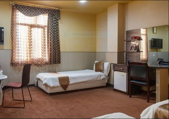 اتاق 1 تخته هتل مارینا 2 قشمرزرو هتل-های