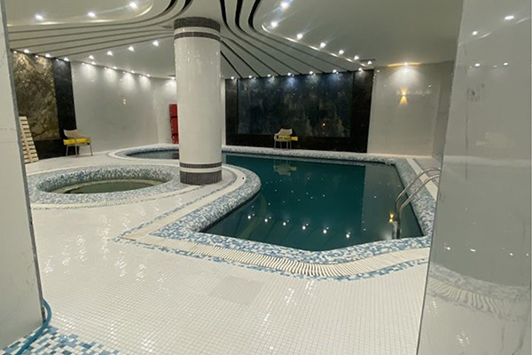 استخر هتل شکوه شارستان