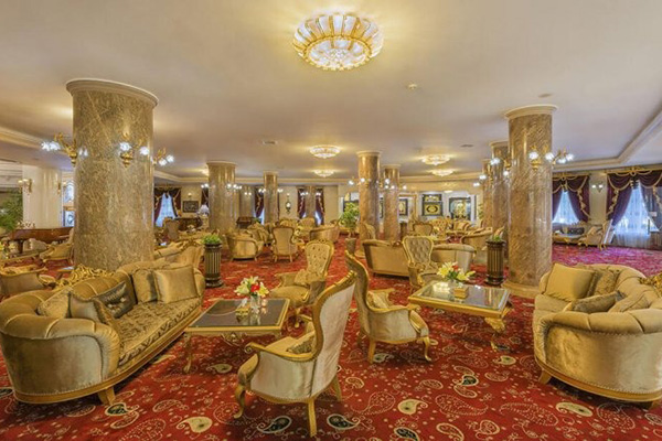 لابی هتل قصر طلایی مشهد