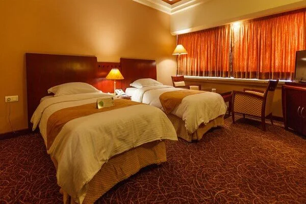 اتاق لوکس هتل هما شیراز