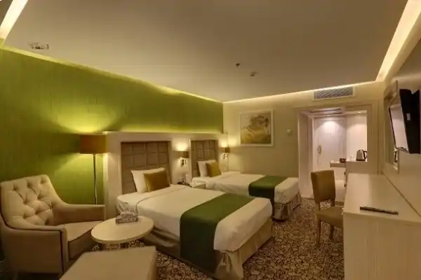 اتاق-2-تخته-هتل-انقلاب-تهرانرزرو هتل-های