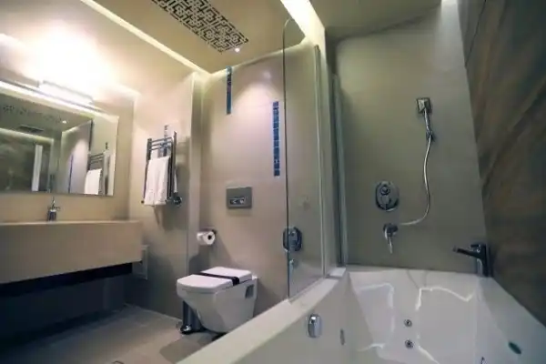 حمام-سرویس-بهداشتی-هتل-آتانا-تهرانرزرو هتل-های