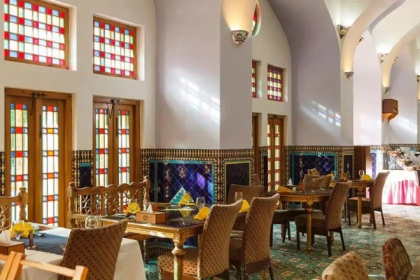کافی شاپ هتل ارگ شیراز
