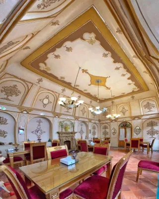 رستوران هتل بوتیک خانه کشیش اصفهان