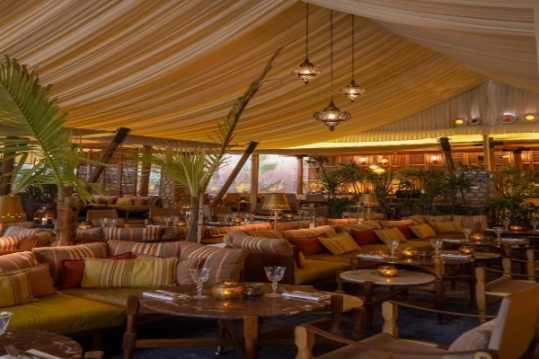 رستوران هتل جمیرا امارات تاورز دبیرزرو هتل-های