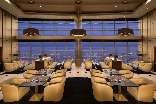 باشگاه هتل جمیرا امارات تاورز دبیرزرو هتل-های