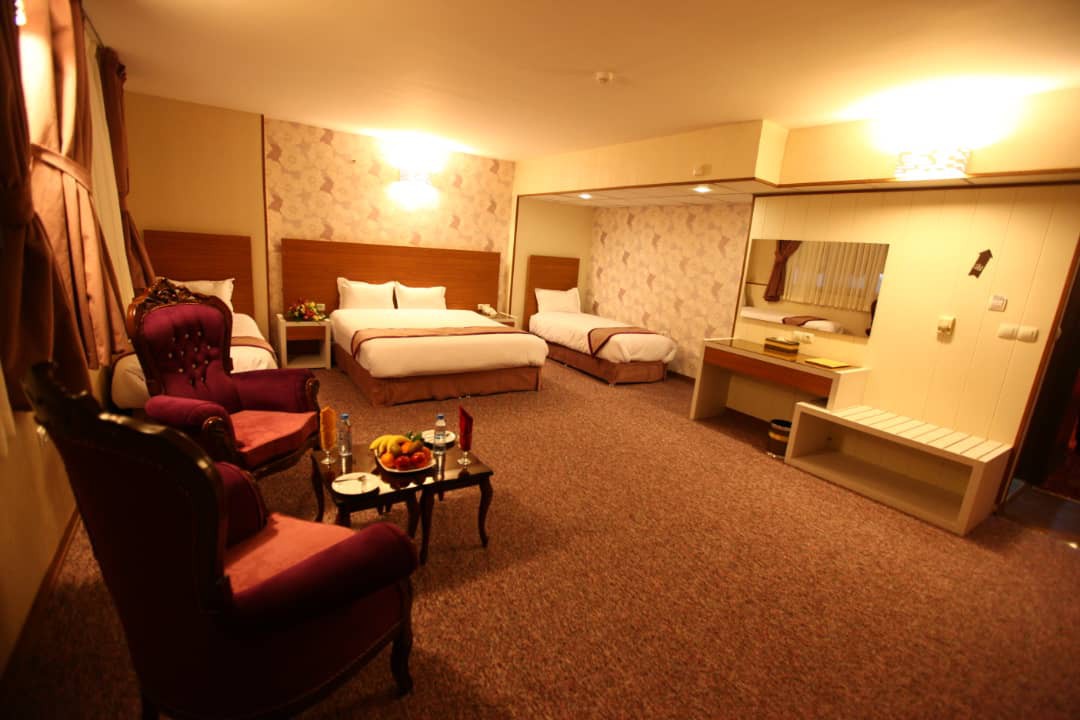 اتاق چهارتخته طلایی